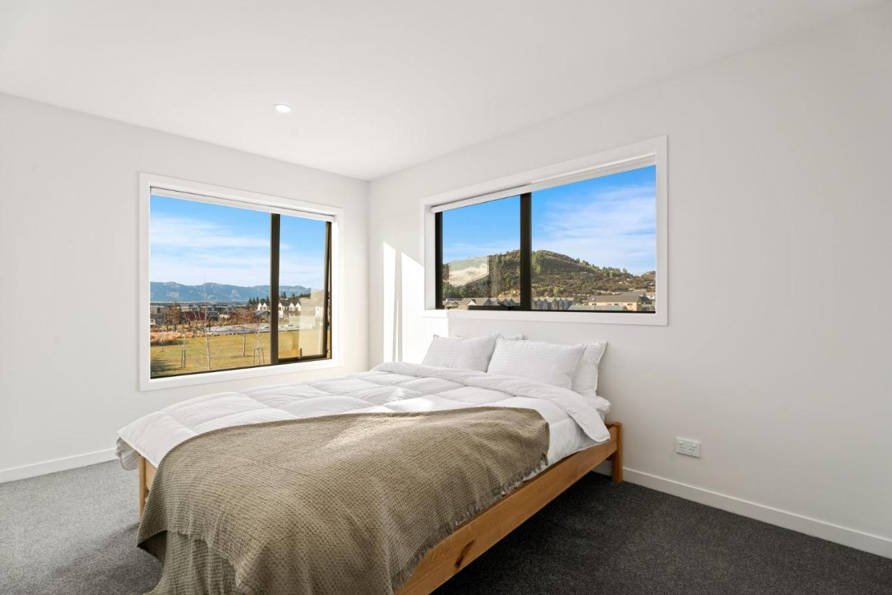 Wanaka Wonder - Wanaka Holiday Home Eksteriør billede
